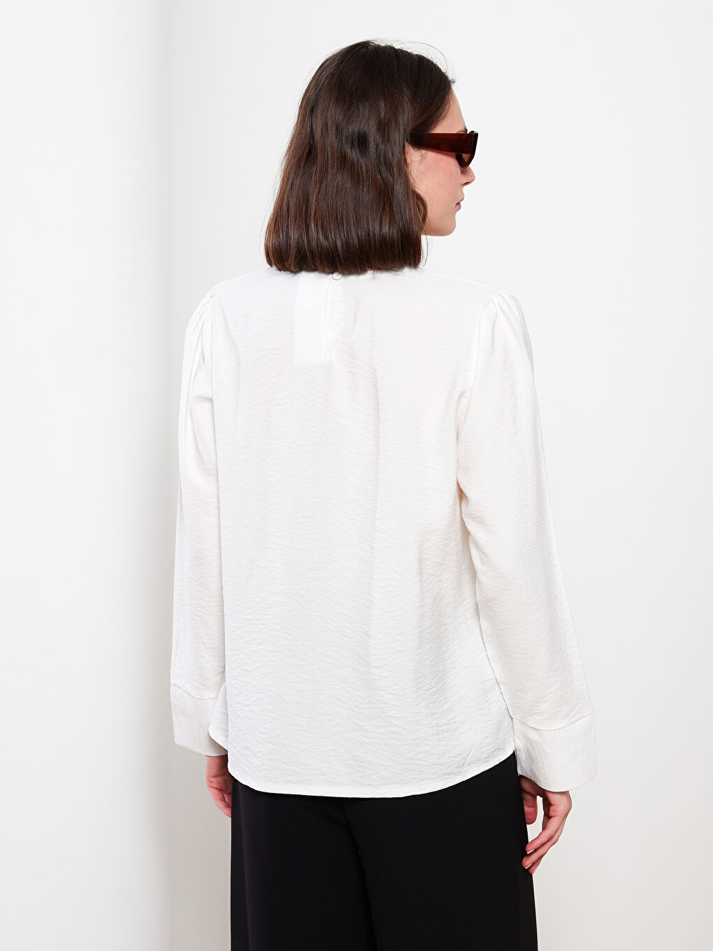 Crew Neck Plain Long Sleeve Women's Blouse-3