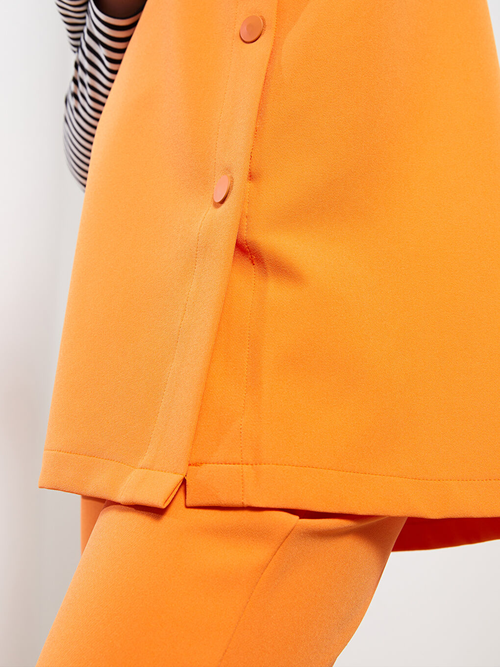 Женская туника с V-образным вырезом, однотонная-2