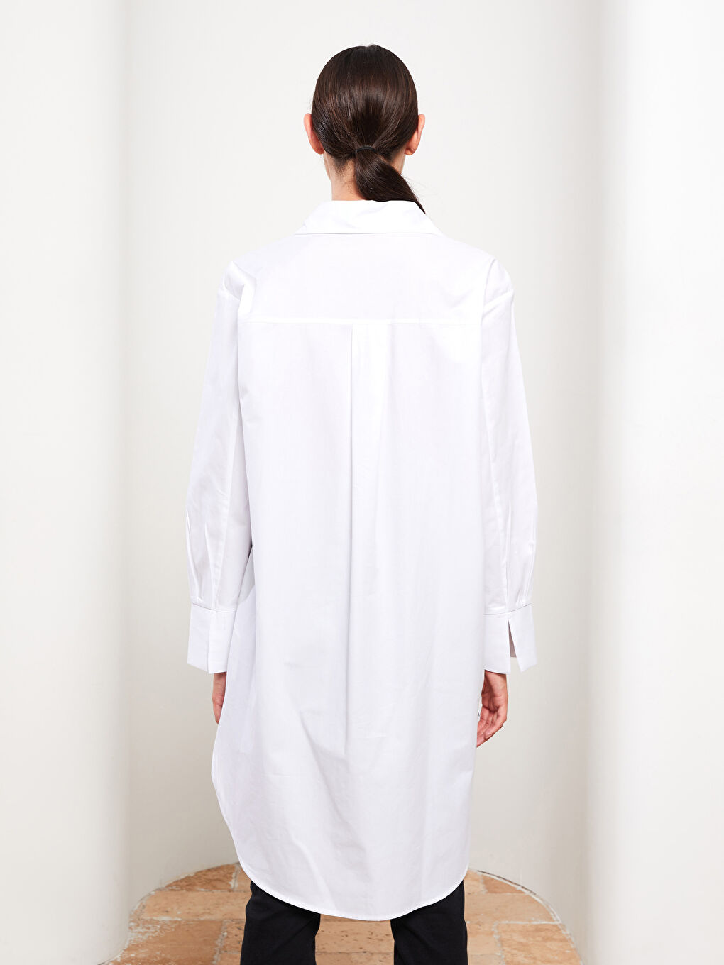 Beyaz Düz Uzun Kollu Oversize Poplin Kadın Gömlek Tunik-4