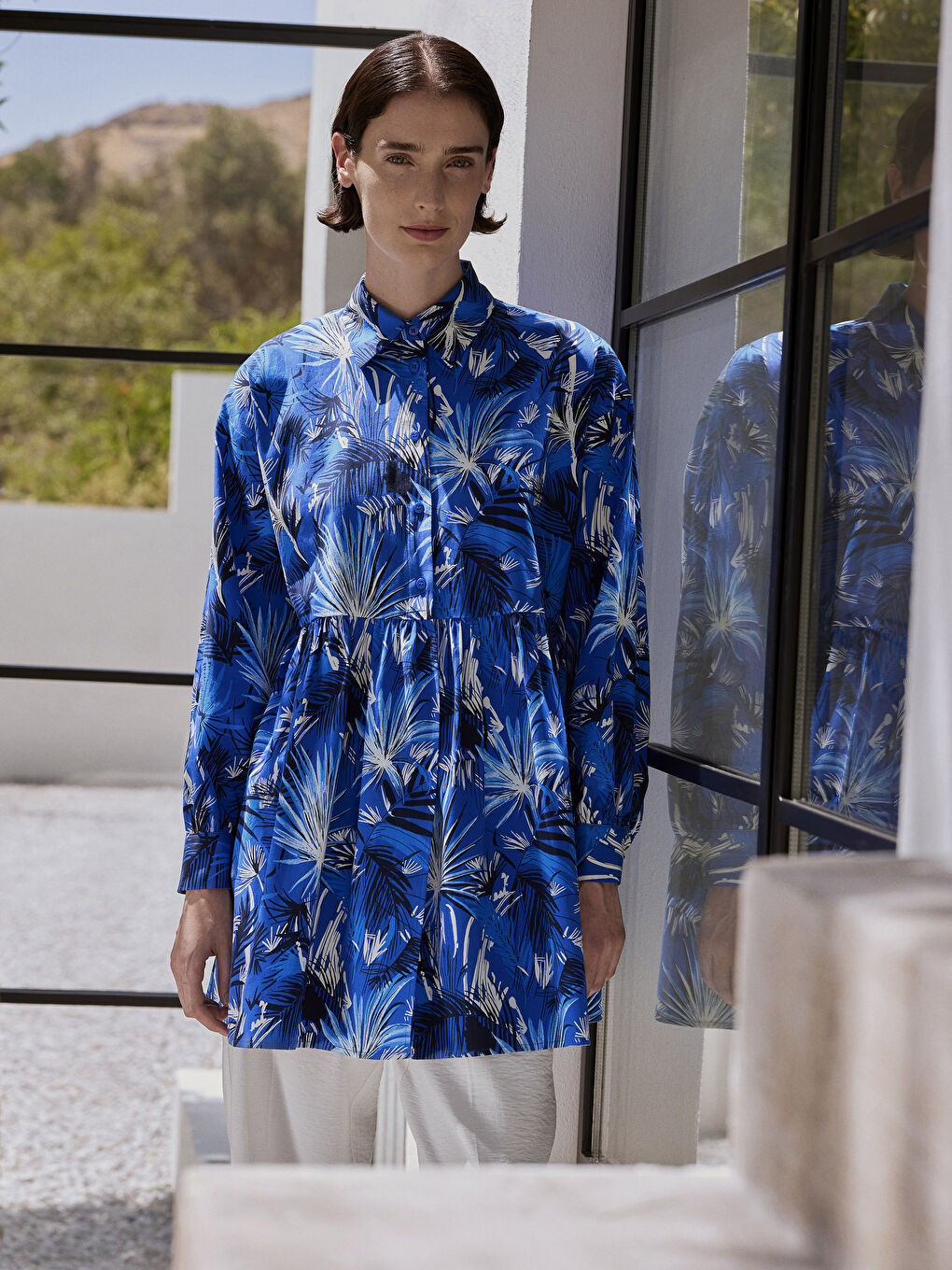 Tunique pour Femmes à Col de Chemise Imprimée Manches Longues en Popeline