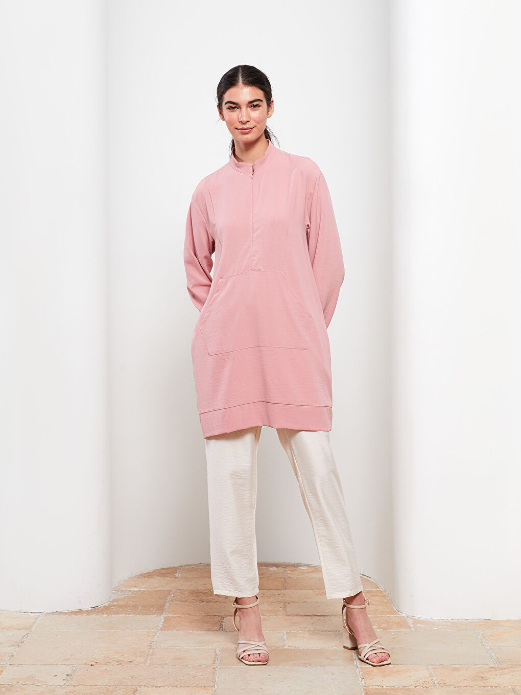 Pembe Hakim Yaka Düz Uzun Kollu Kadın Tunik-1