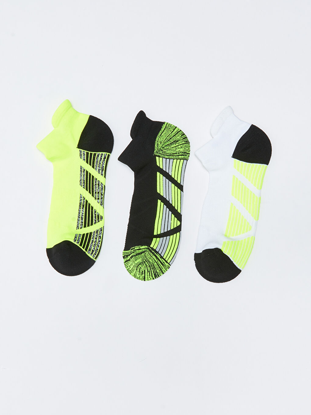 Patterned Men's Sports Booties Socks 3-Piece-1