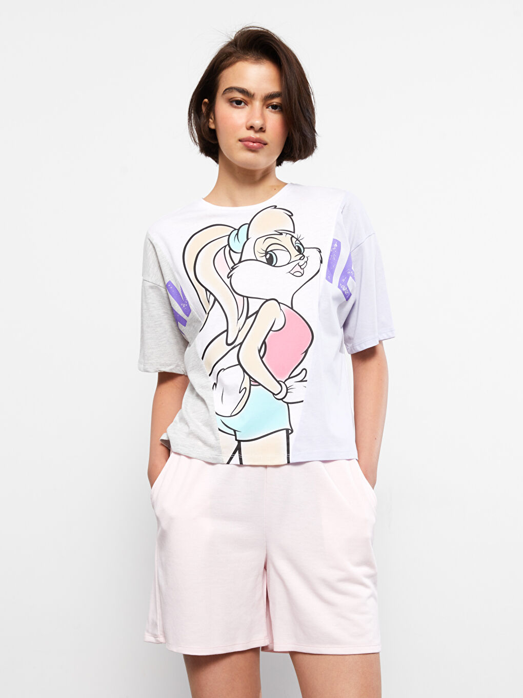 Pembe Beli Lastikli Düz Cep Detaylı Kadın Şort-1