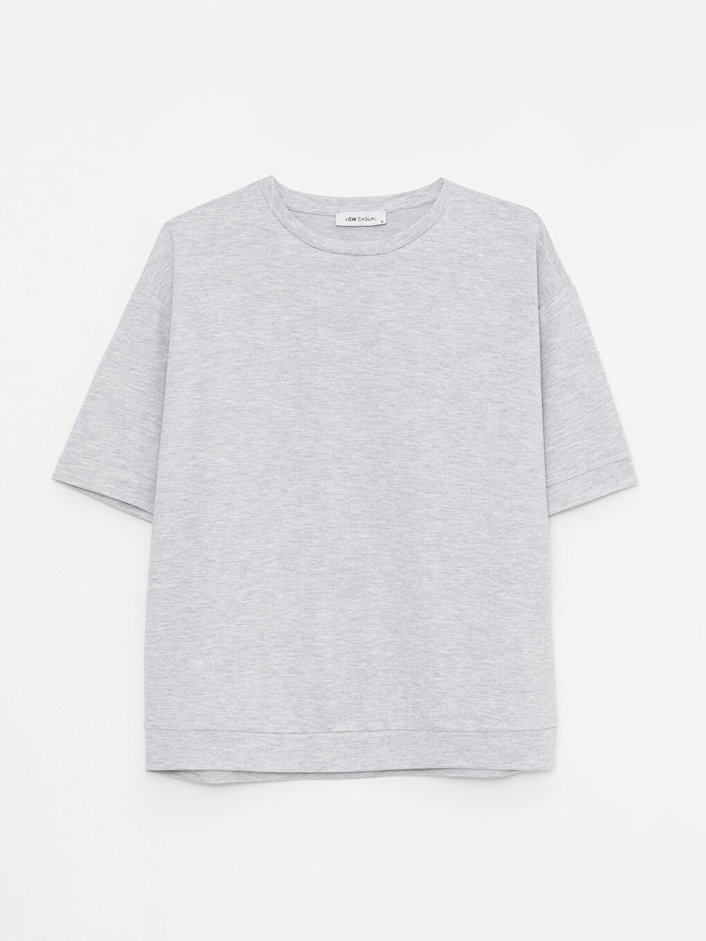 Gri Bisiklet Yaka Düz Kısa Kollu Kadın Tişört-5