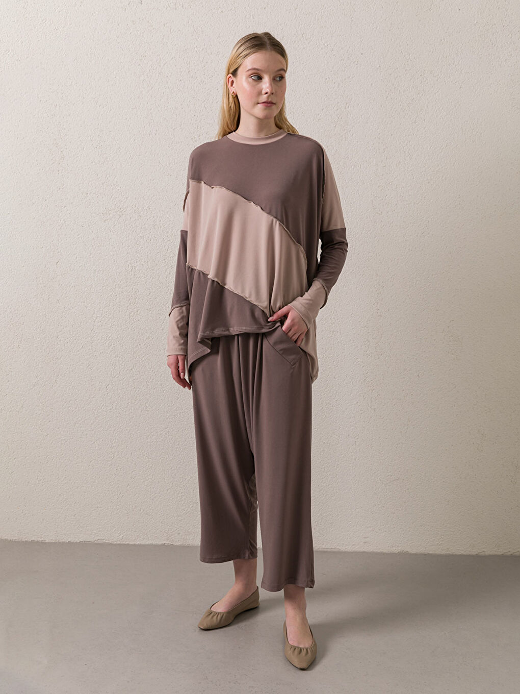 Bej Bisiklet Yaka Renk Bloklu Uzun Kollu Kadın Bluz-1