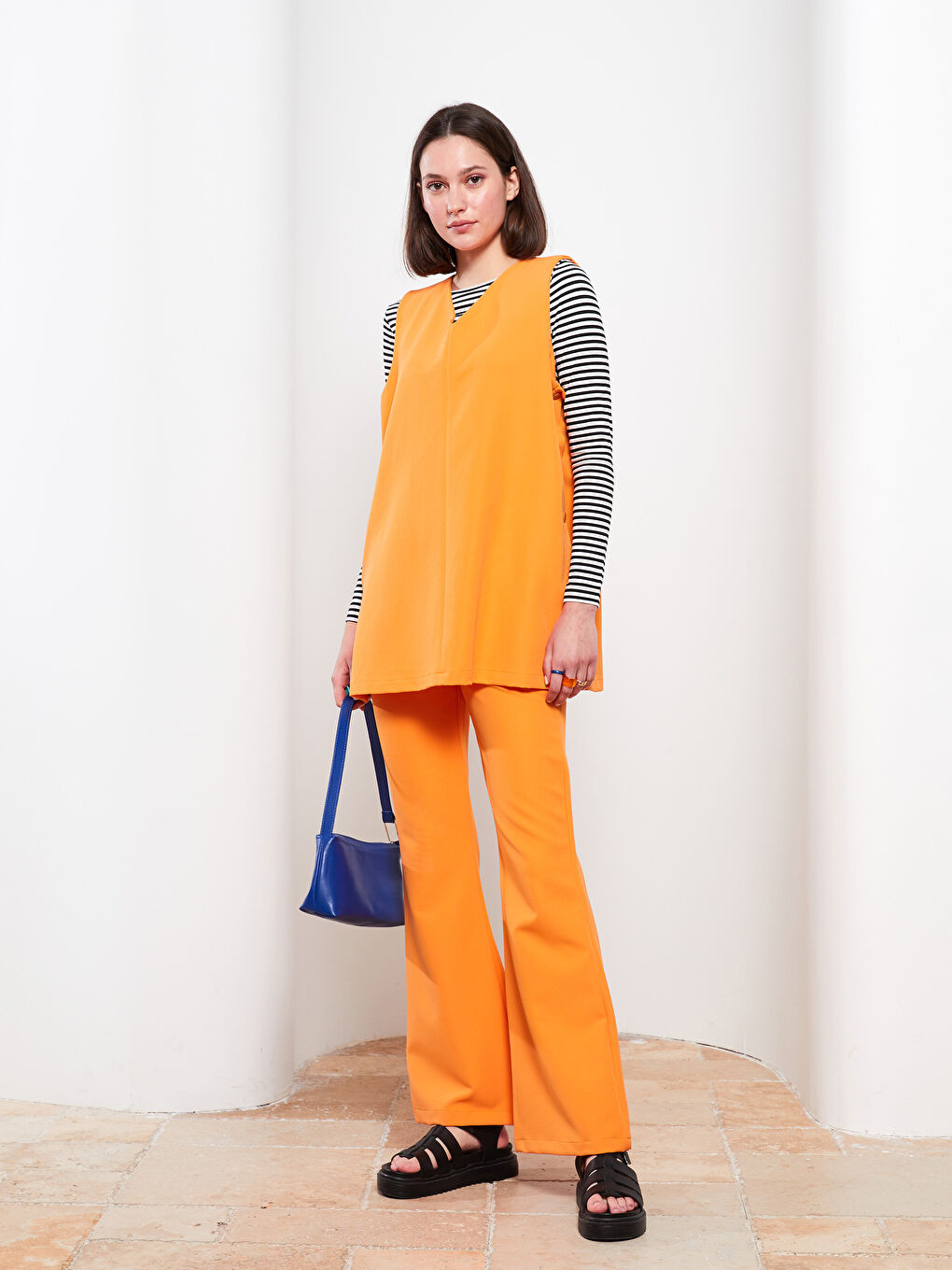 Turuncu Rahat Kalıp Düz İspanyol Paça Kadın Pantolon-1