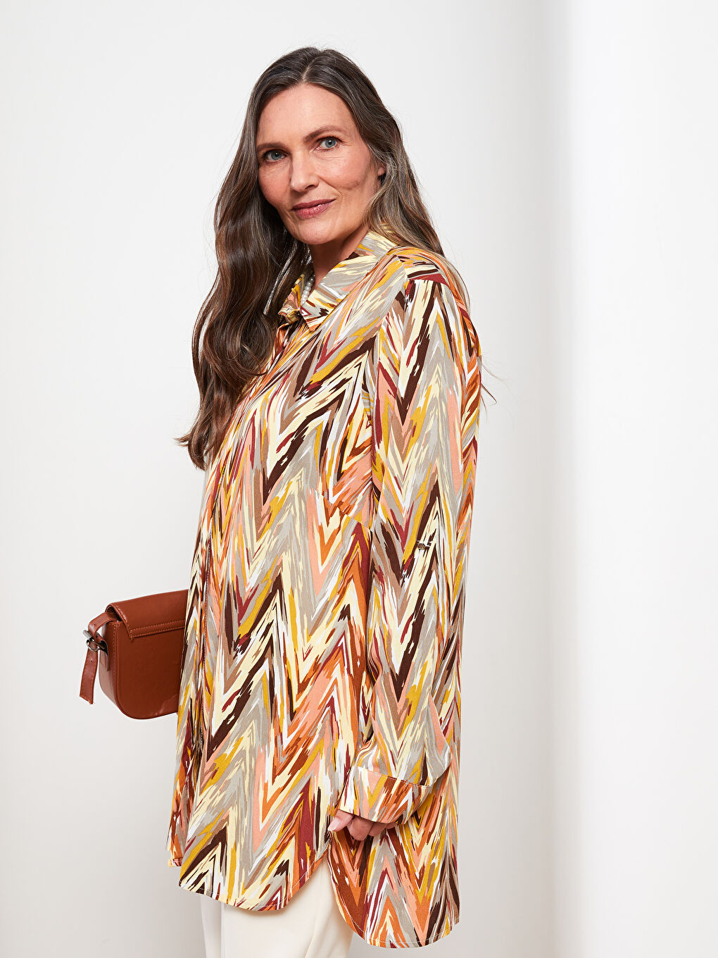 Chemise Pour Femmes En Viscose Imprimée À Manches Longues Et Fermeture Boutonnée Sur Le Devant-1
