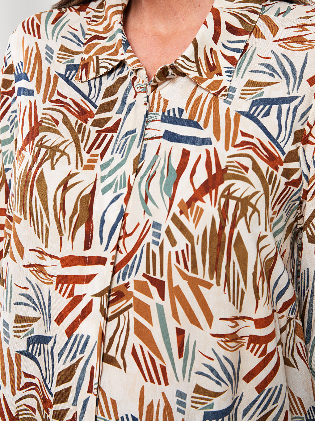 Chemise Pour Femmes En Viscose Imprimée À Manches Longues Et Fermeture Boutonnée Sur Le Devant-3