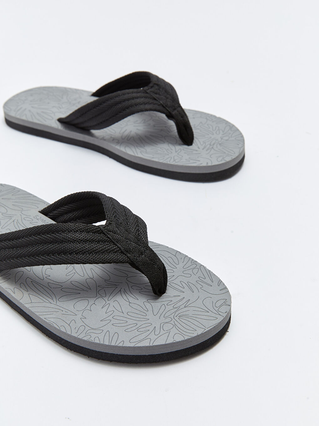 Gri Baskılı Parmak Arası Erkek Plaj Terliği-4