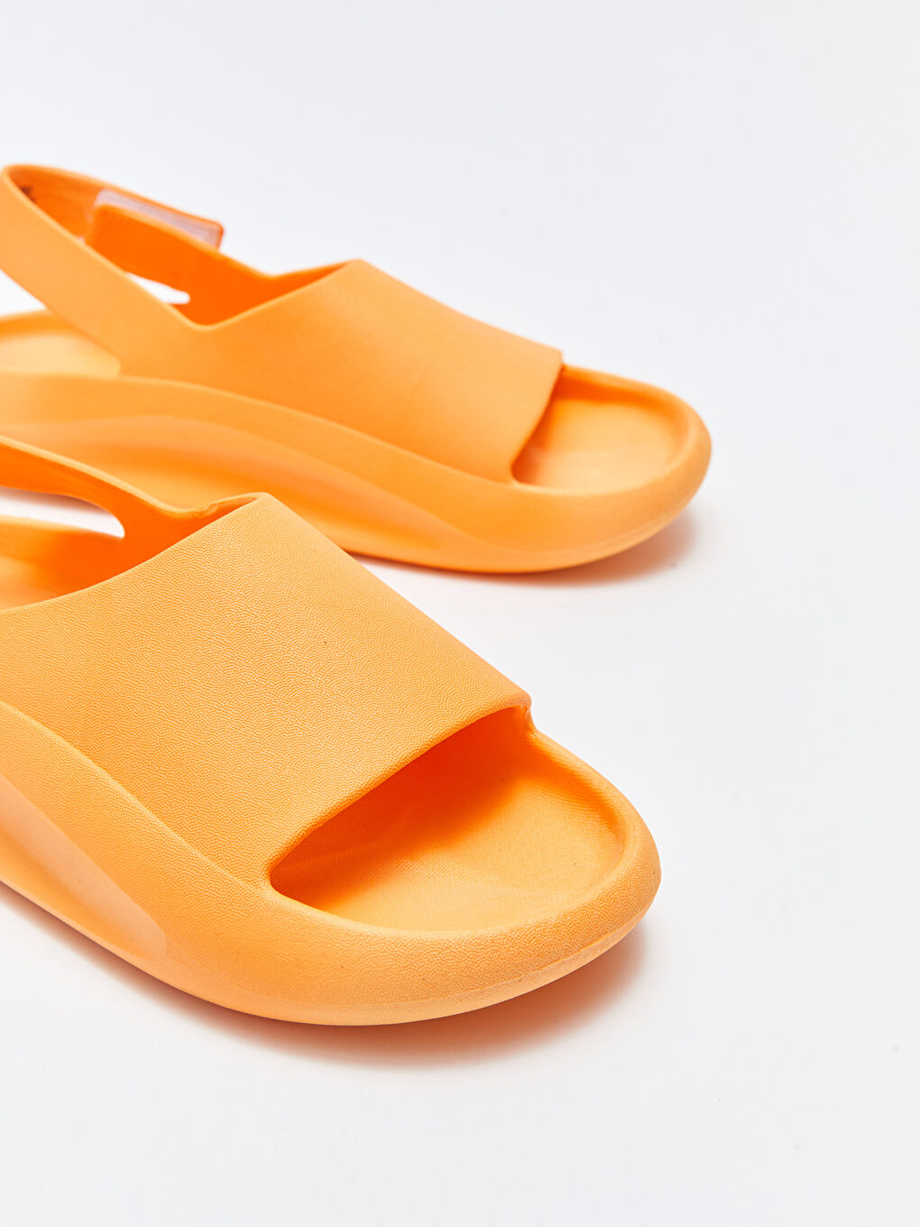 Turuncu Tek Bantlı Cırt Cırtlı Kadın Plaj Sandaleti-2