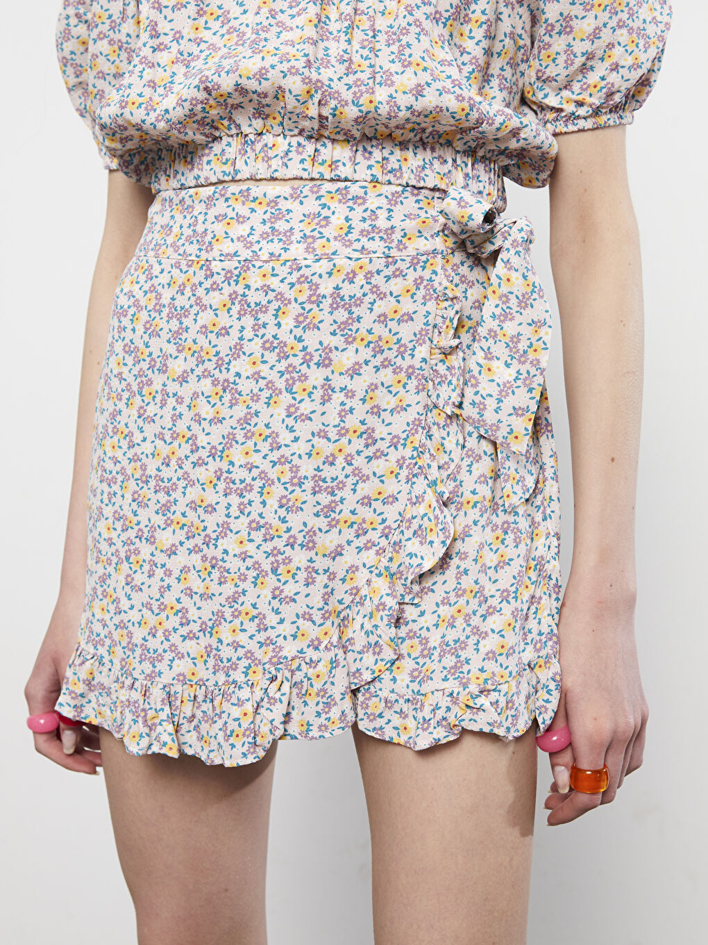 Pembe Beli Lastikli Çiçekli Viskon Kadın Şort Etek-2