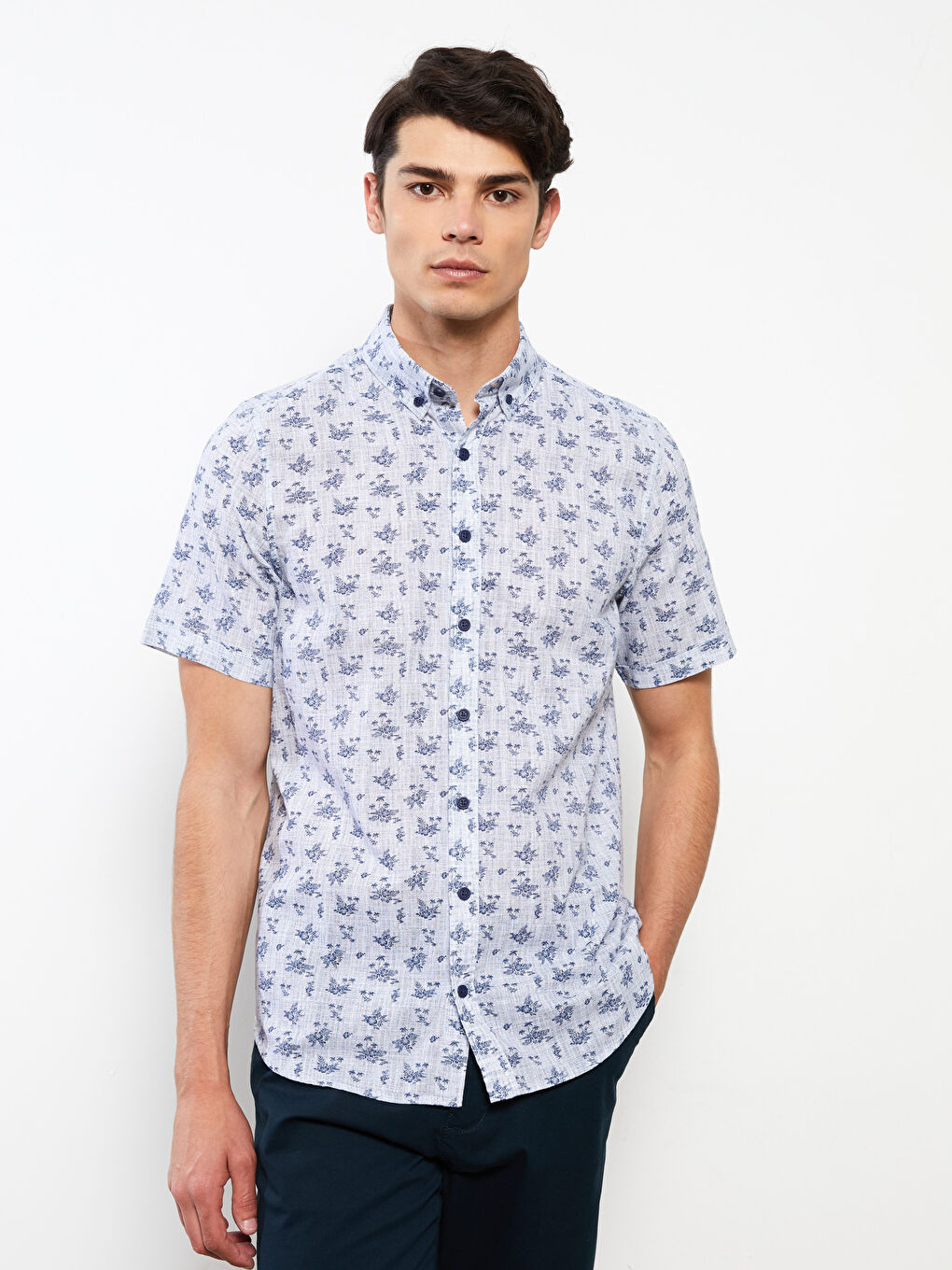 LCWAIKIKI Classic Regular Fit Short Sleeve Patterned Poplin Men's Shirt -S2M629Z8-LS3