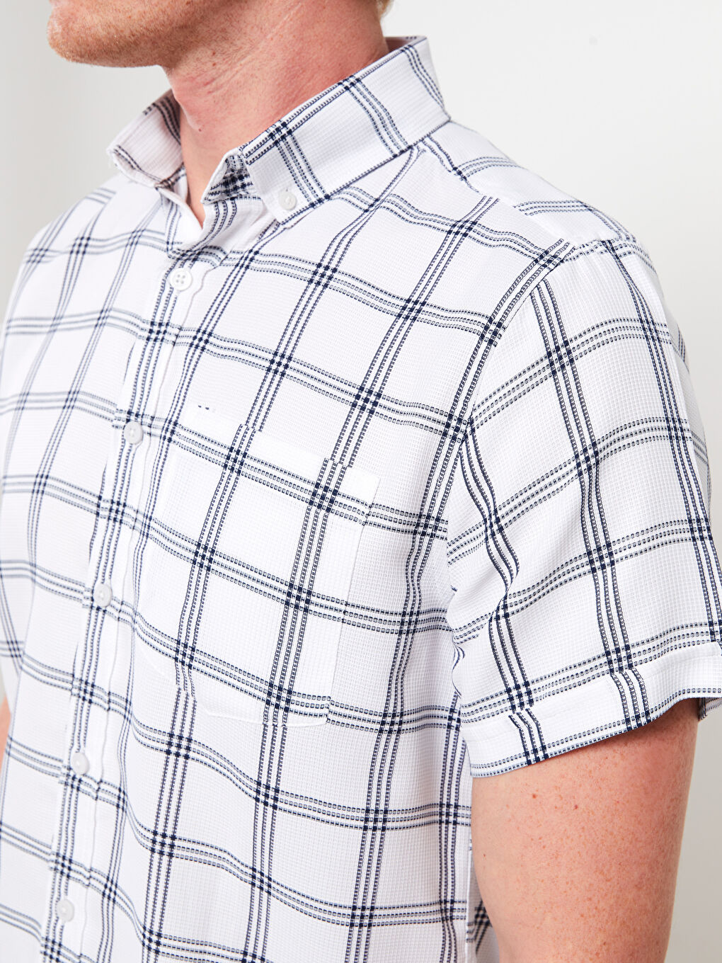 Beyaz Regular Fit Kısa Kollu Ekose Erkek Gömlek-3