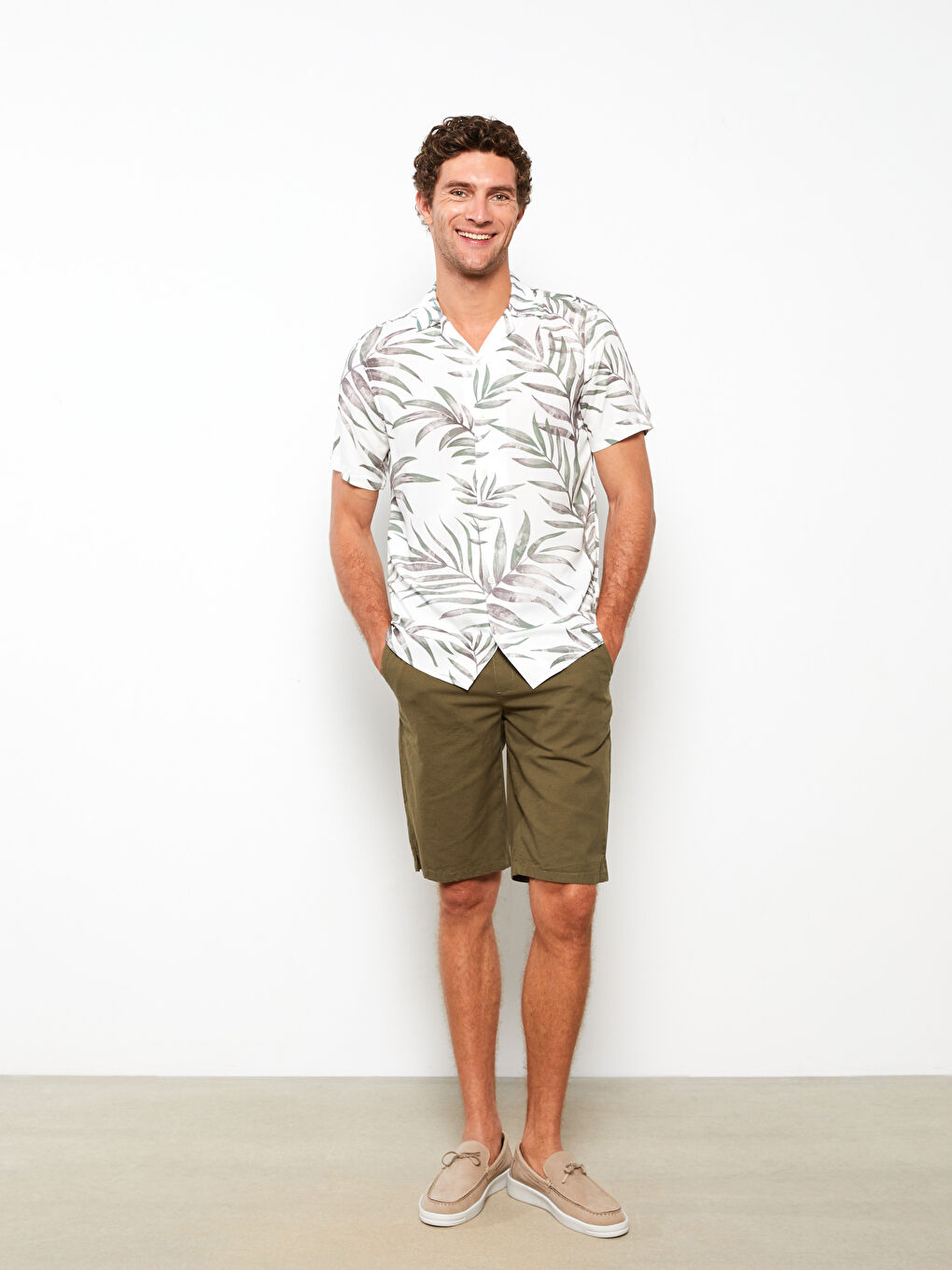 Yeşil Regular Fit Kısa Kollu Desenli Viskon Erkek Gömlek-2