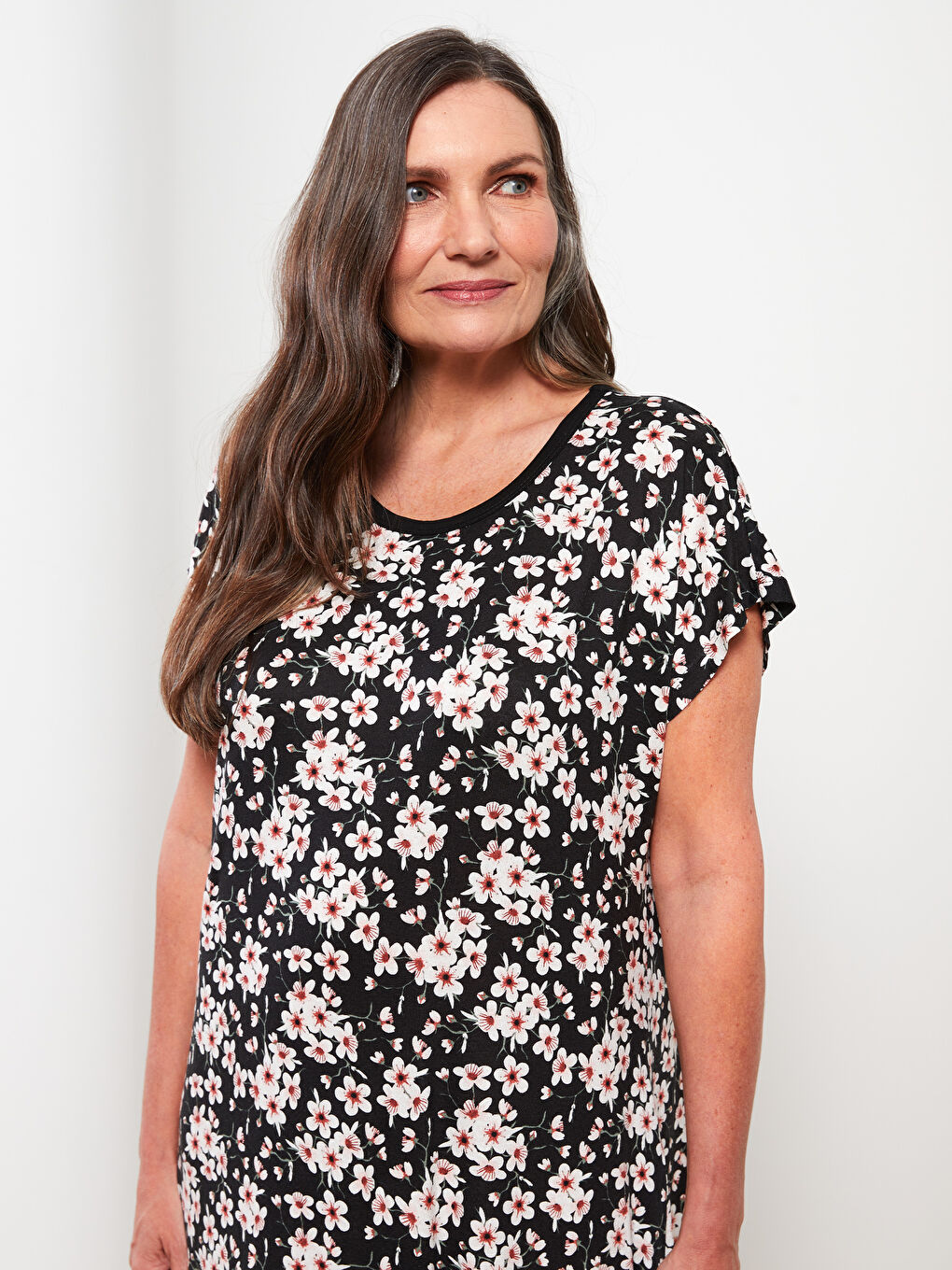 Pembe Bisiklet Yaka Desenli Kısa Kollu Kadın Elbise-3