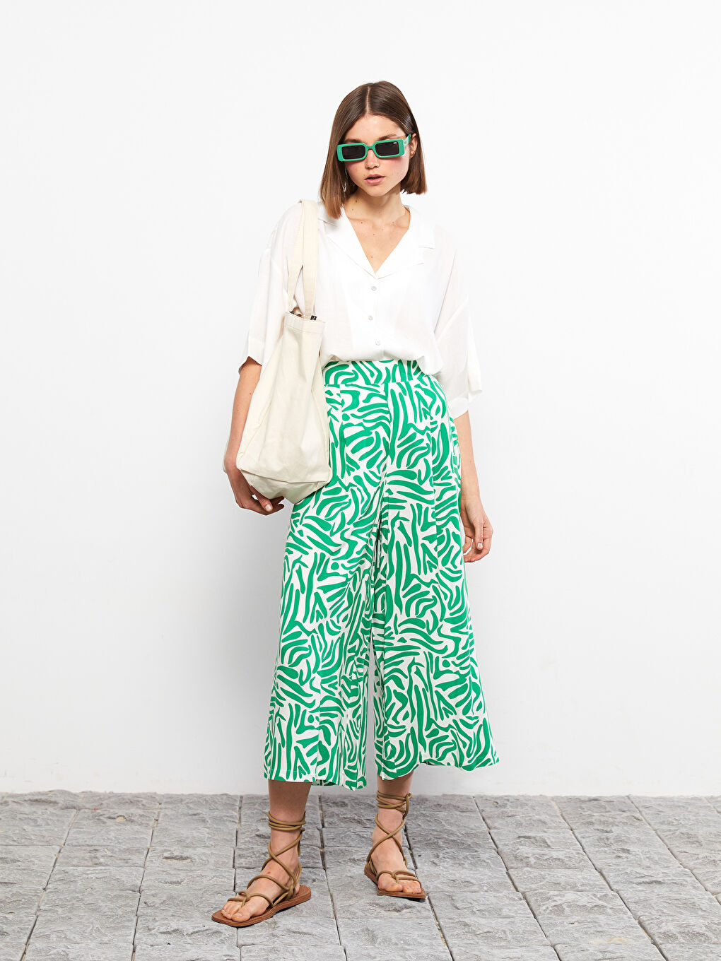 Yeşil Beli Lastikli Rahat Kalıp Desenli Viskon Kadın Kapri