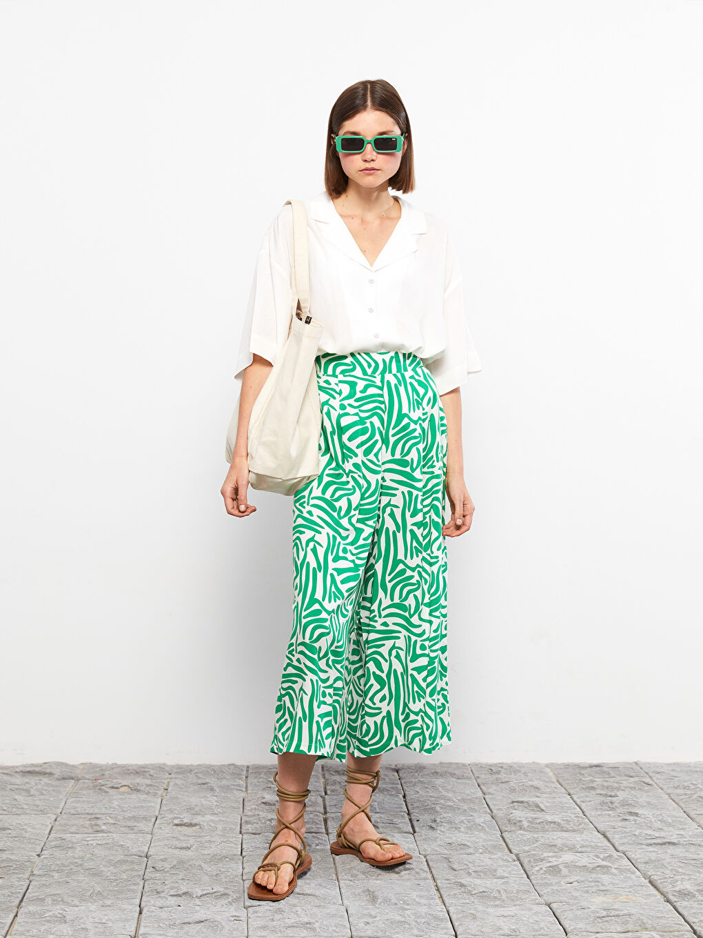 Yeşil Beli Lastikli Rahat Kalıp Desenli Viskon Kadın Kapri-1