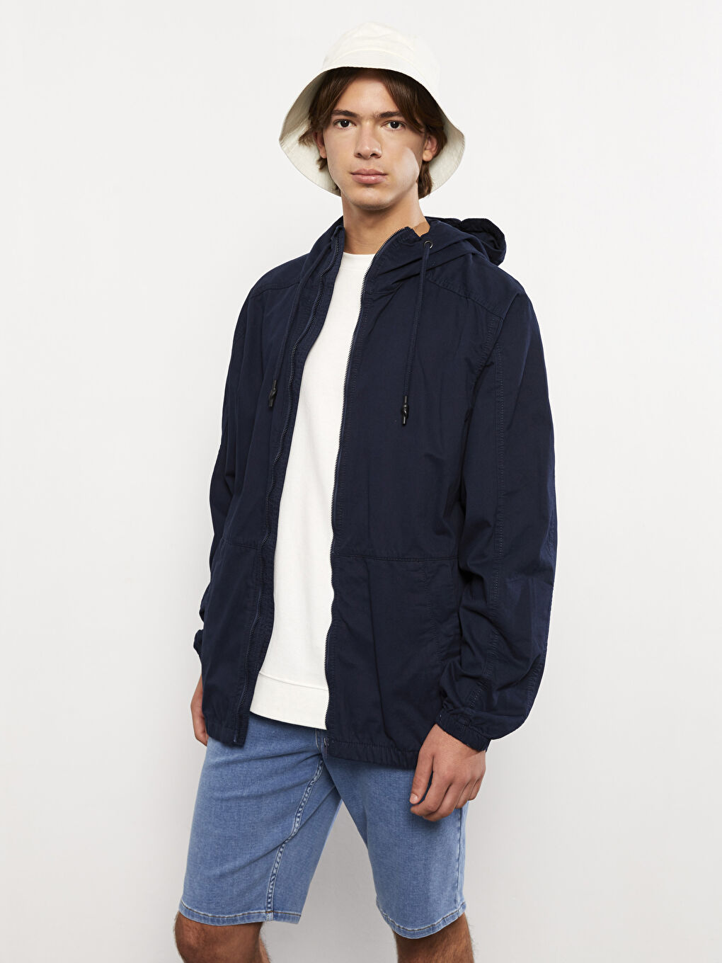 Lacivert Standart Kalıp Kapüşonlu Erkek Mont-1