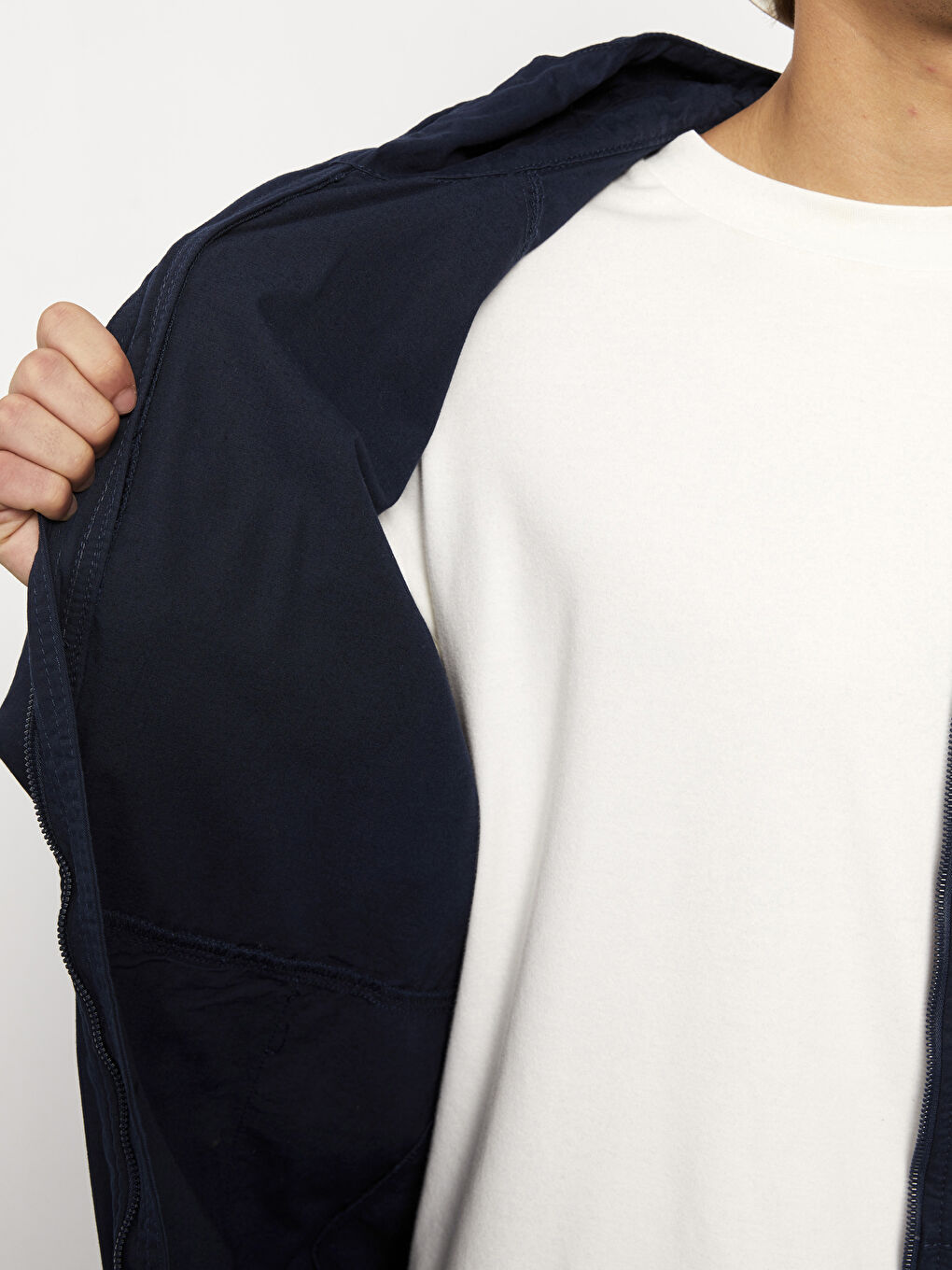 Lacivert Standart Kalıp Kapüşonlu Erkek Mont-4