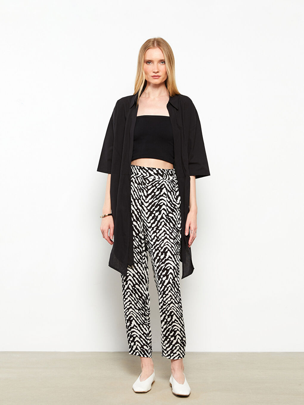 بنطلون نسائي مريح بخصر مطاطي ومطبوع من الفسكوز-1