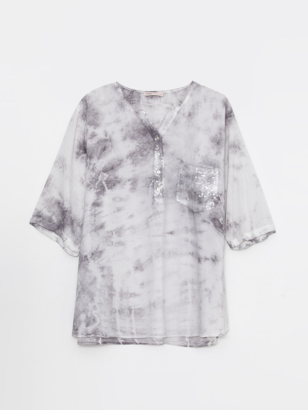 Gri Kaçık Yaka Batik Desenli Kısa Kollu Viskon Kadın Bluz-5