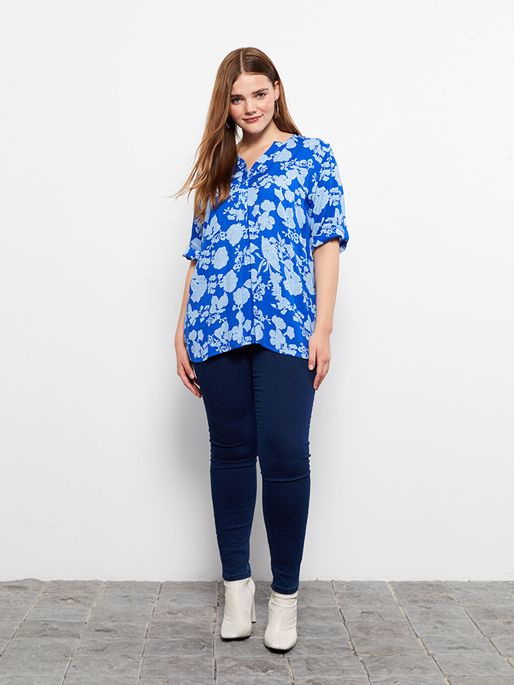 Henley Neckline Patterned Short Sleeve Viscose Women's Blouse-2