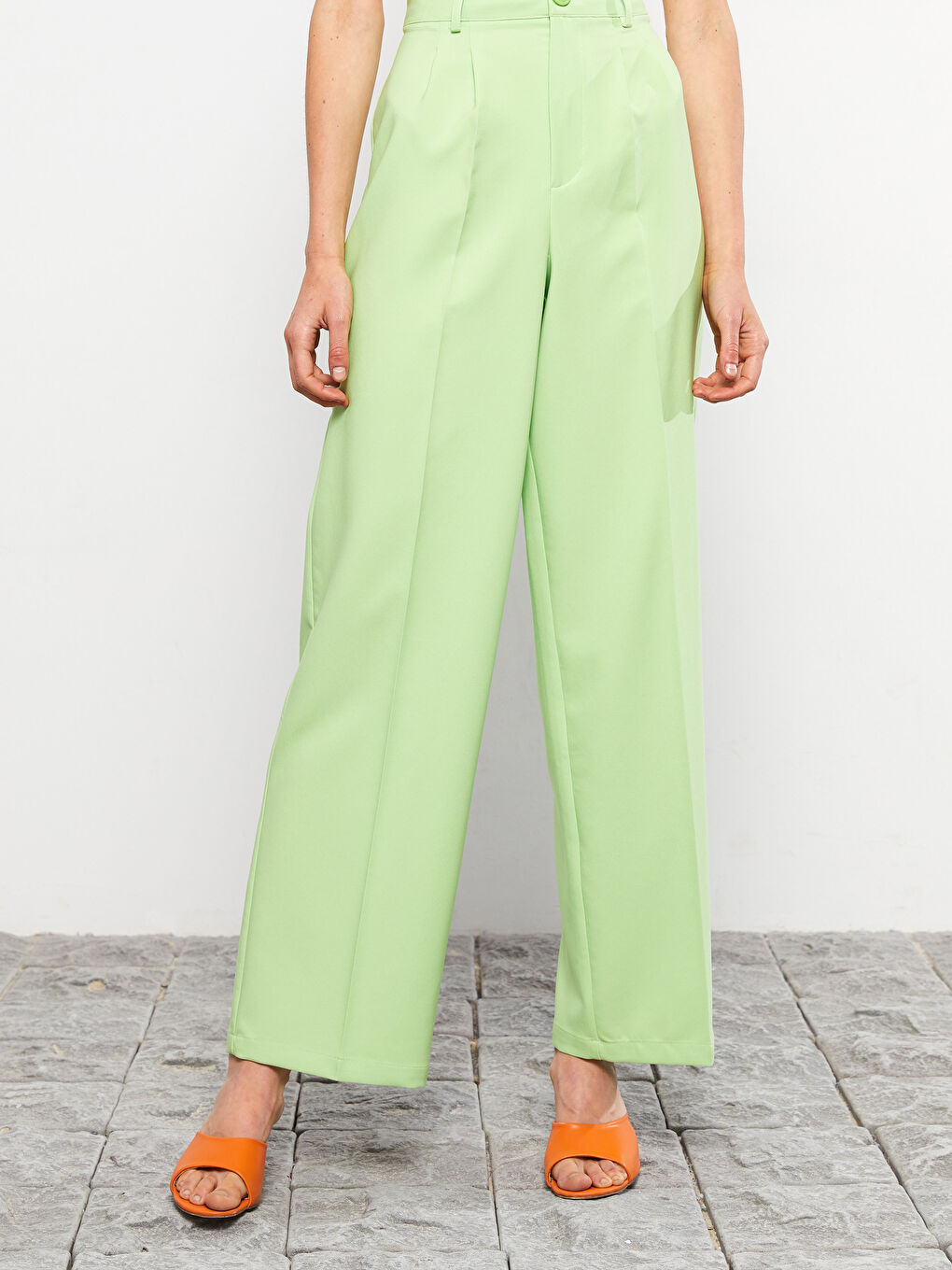 LCW Vision Women's Relaxed Fit Plain Trousers -S2MA35Z8-G3S