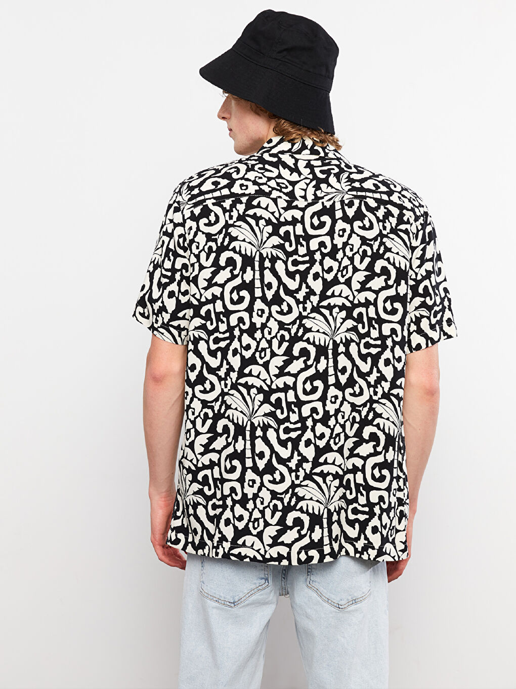 Bej Regular Fit Kısa Kollu Desenli Viskon Erkek Gömlek-4