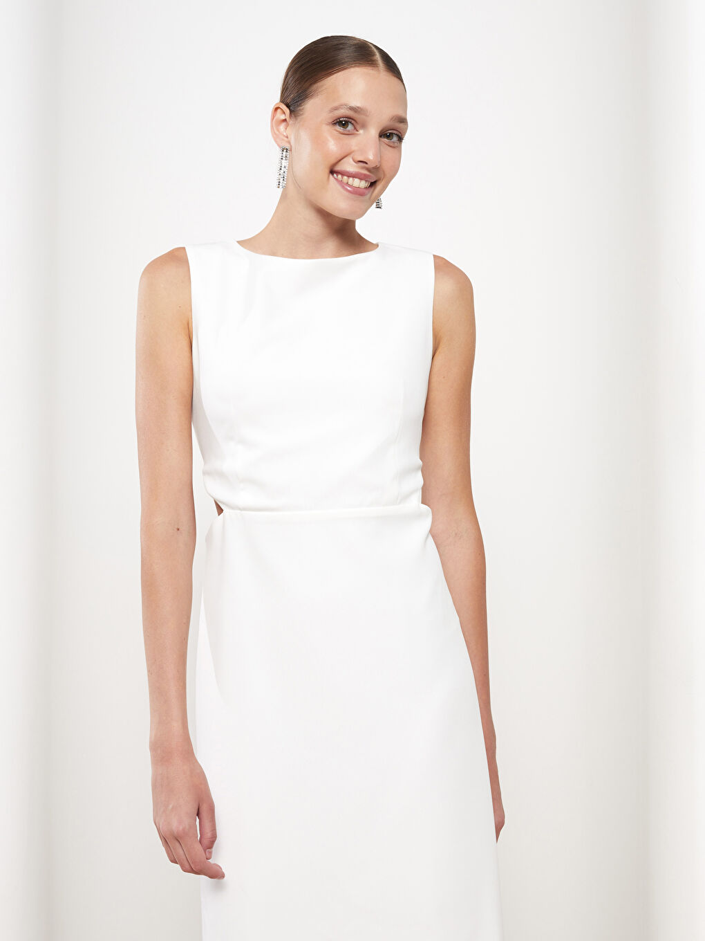 Robe Femme Sans Manches à Col Rond et Coupe Droite-2