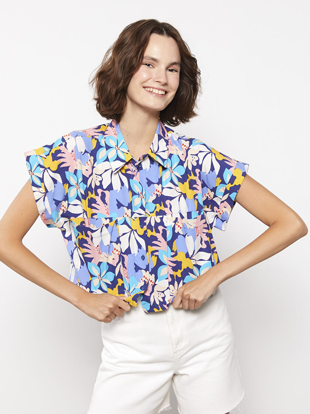 Lacivert Desenli Kısa Kollu Poplin Kadın Gömlek
