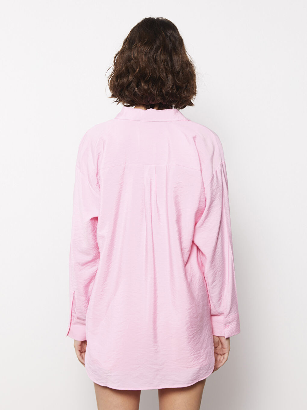 Pembe Önden Düğme Kapamalı Düz Uzun Kollu Kadın Gömlek-4