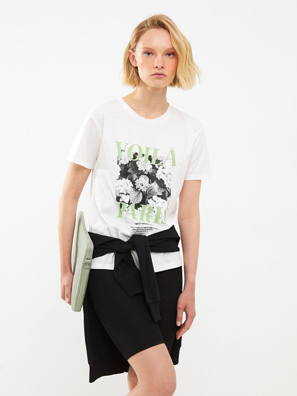 Ekru Bisiklet Yaka Baskılı Kısa Kollu Pamuklu Kadın Tişört