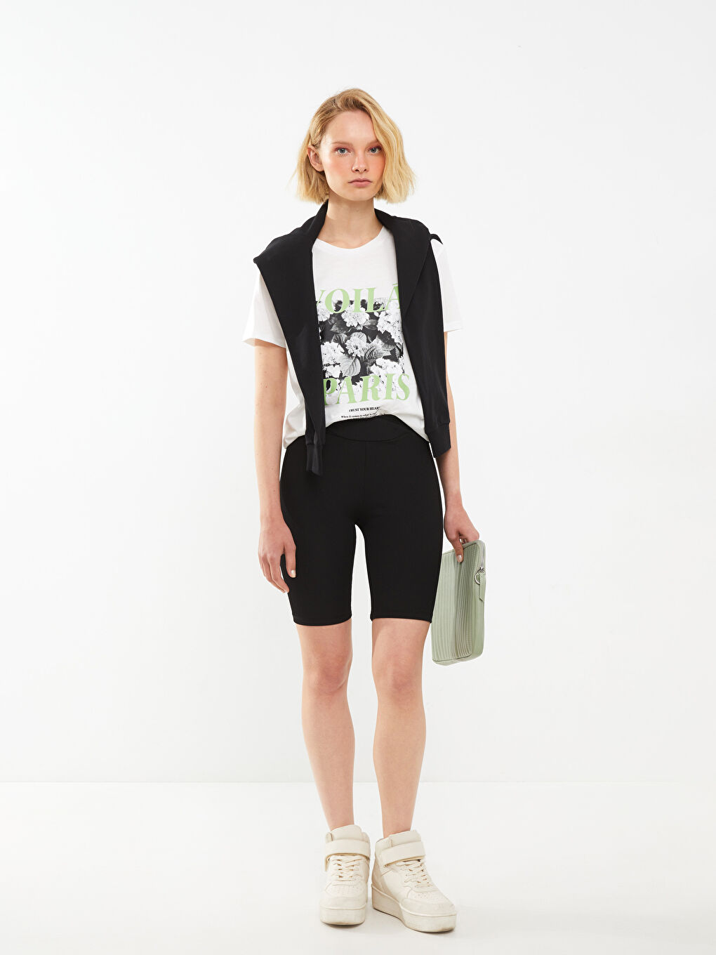 Ekru Bisiklet Yaka Baskılı Kısa Kollu Pamuklu Kadın Tişört-1