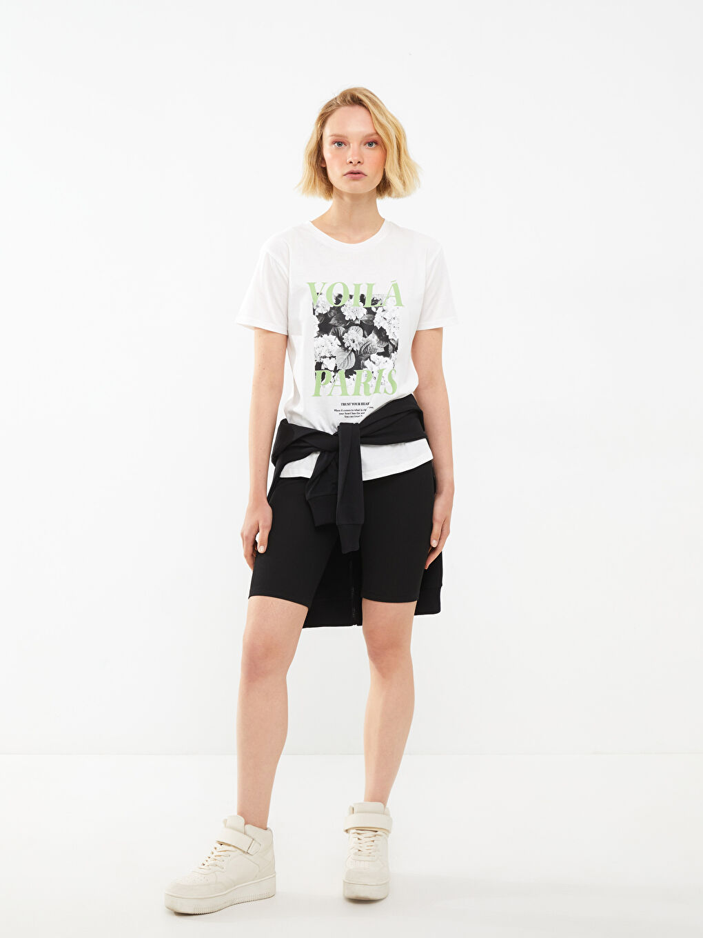 Ekru Bisiklet Yaka Baskılı Kısa Kollu Pamuklu Kadın Tişört-2