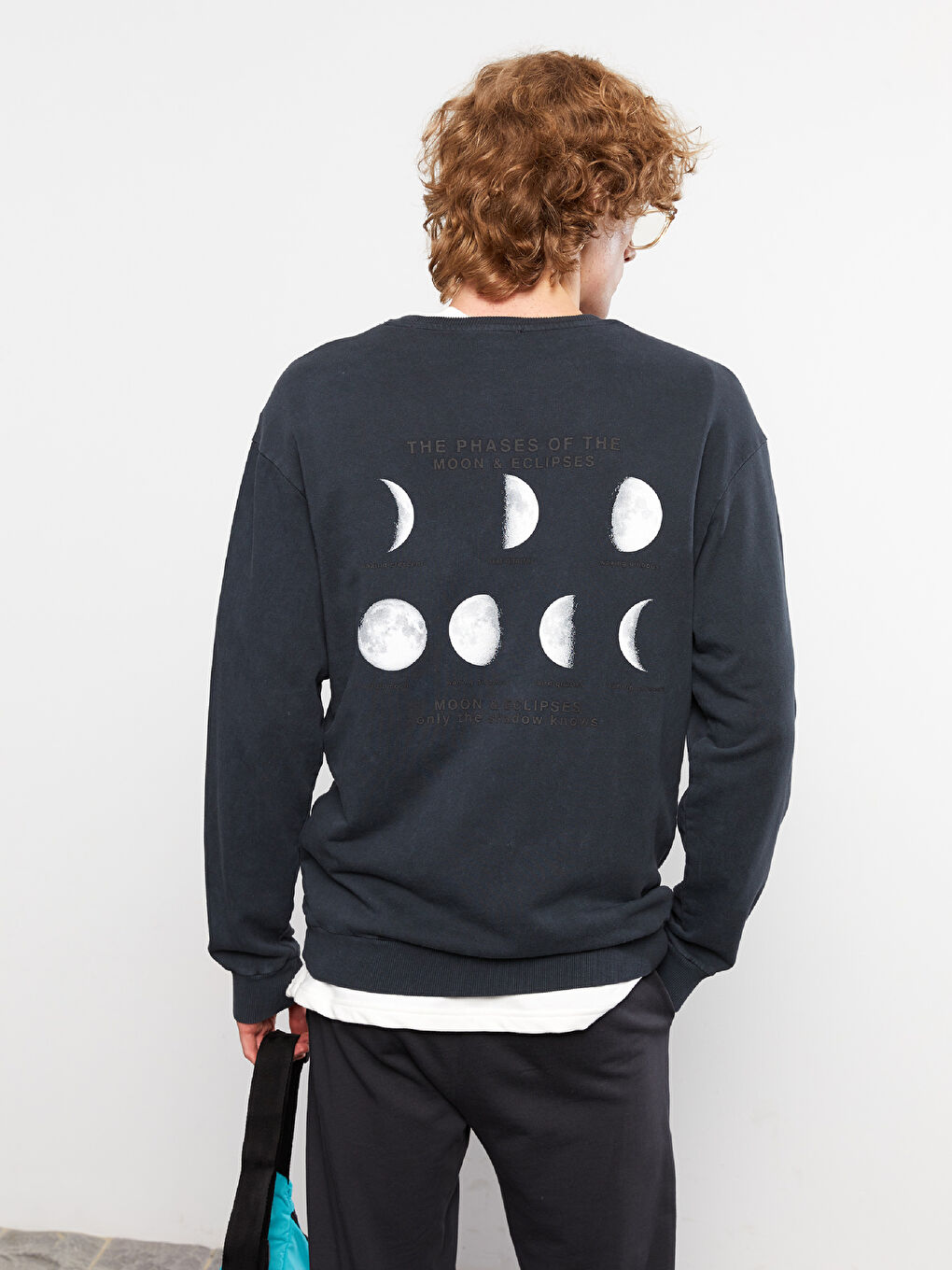 Crew Neck Long Sleeve Printed Men's Sweatshirt-4