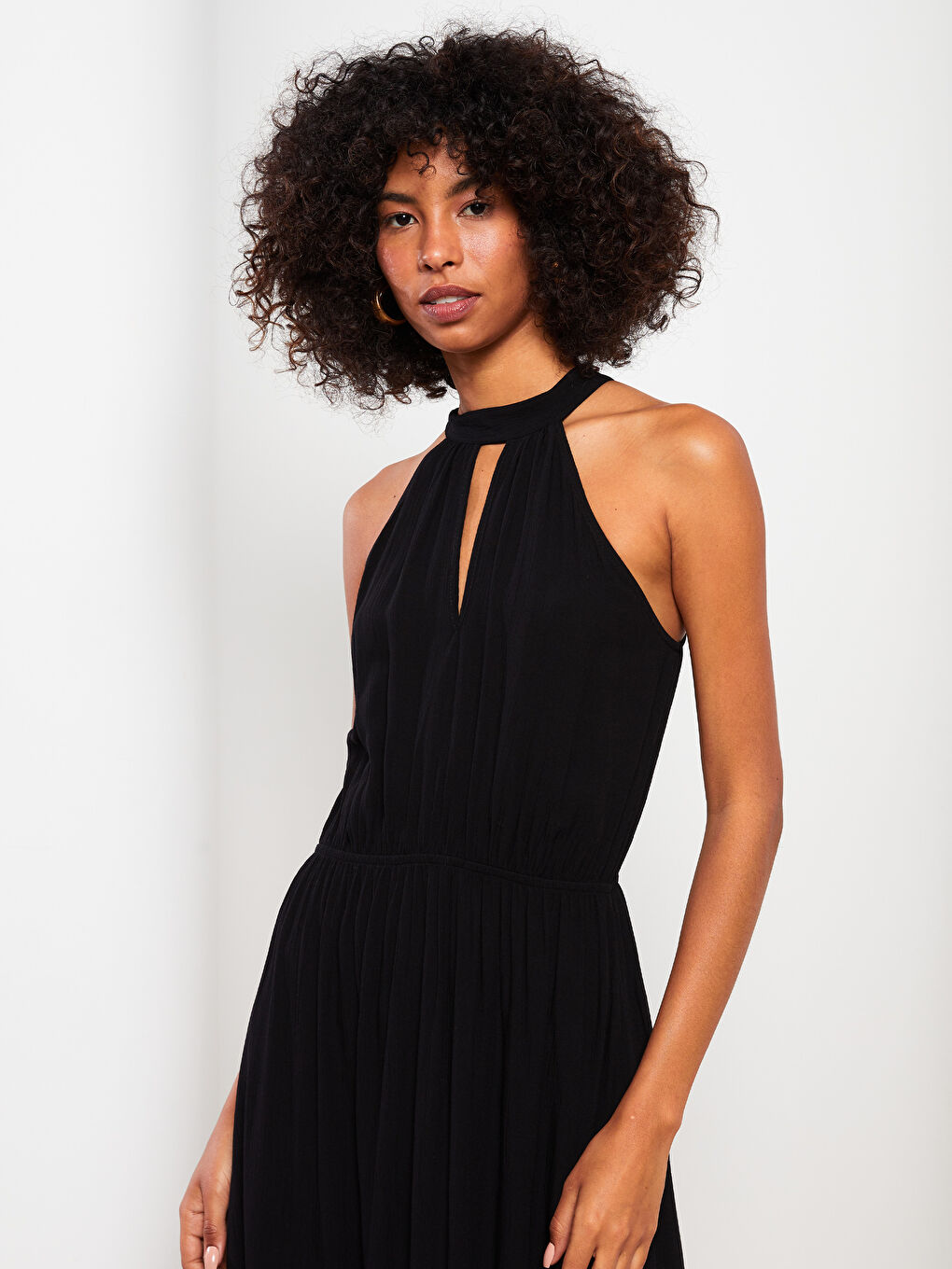 فستان نسائي بدون أكمام بياقة هالتر مستقيم من فيسكوز-2