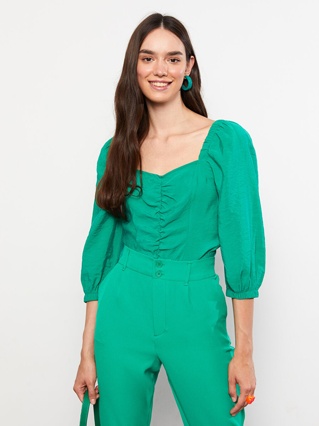 Yeşil Kadın Kalp Yaka Düz Poplin Bluz-1