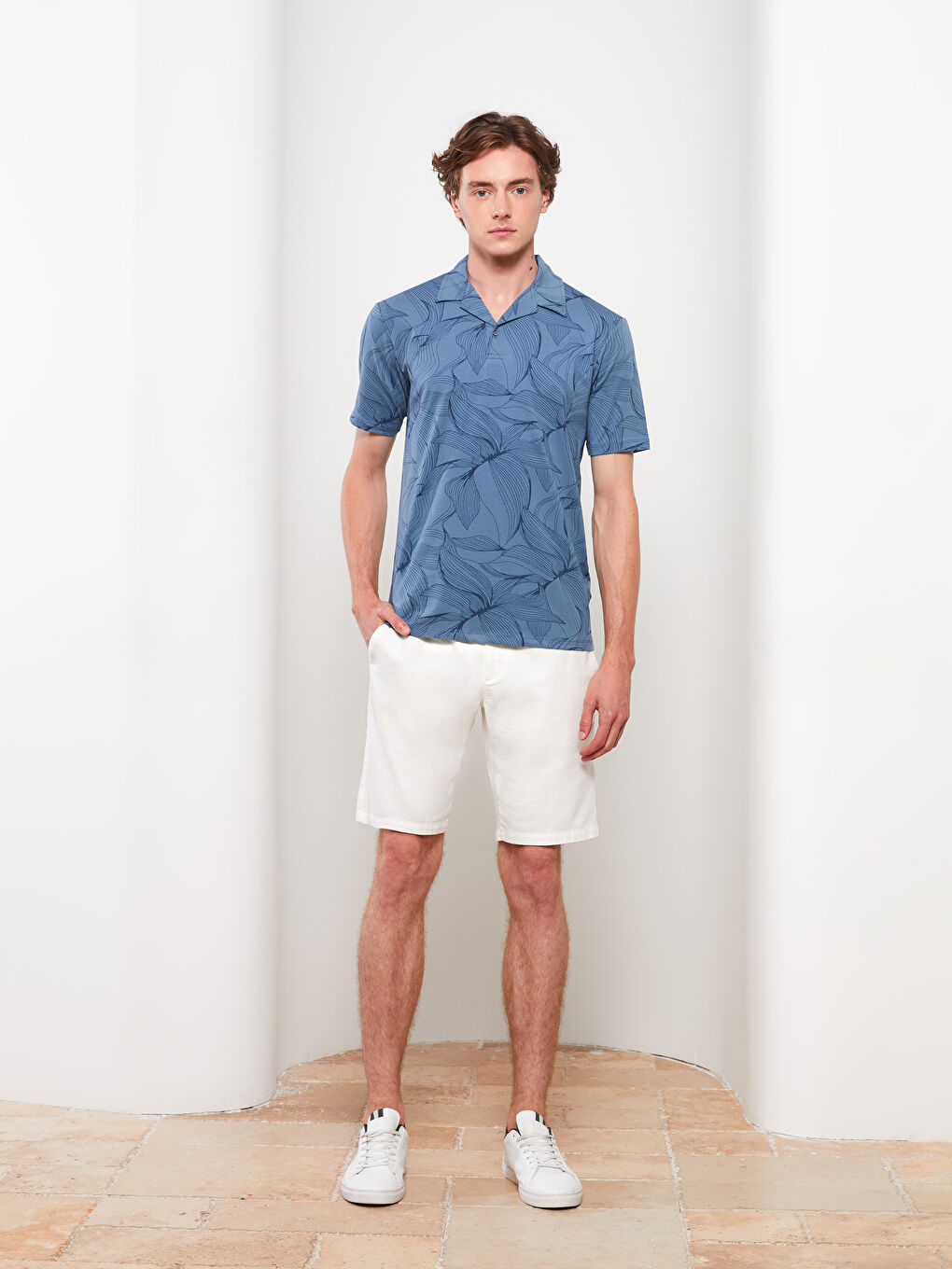 Mavi Resort Yaka Kısa Kollu Desenli Penye Erkek Tişört-2