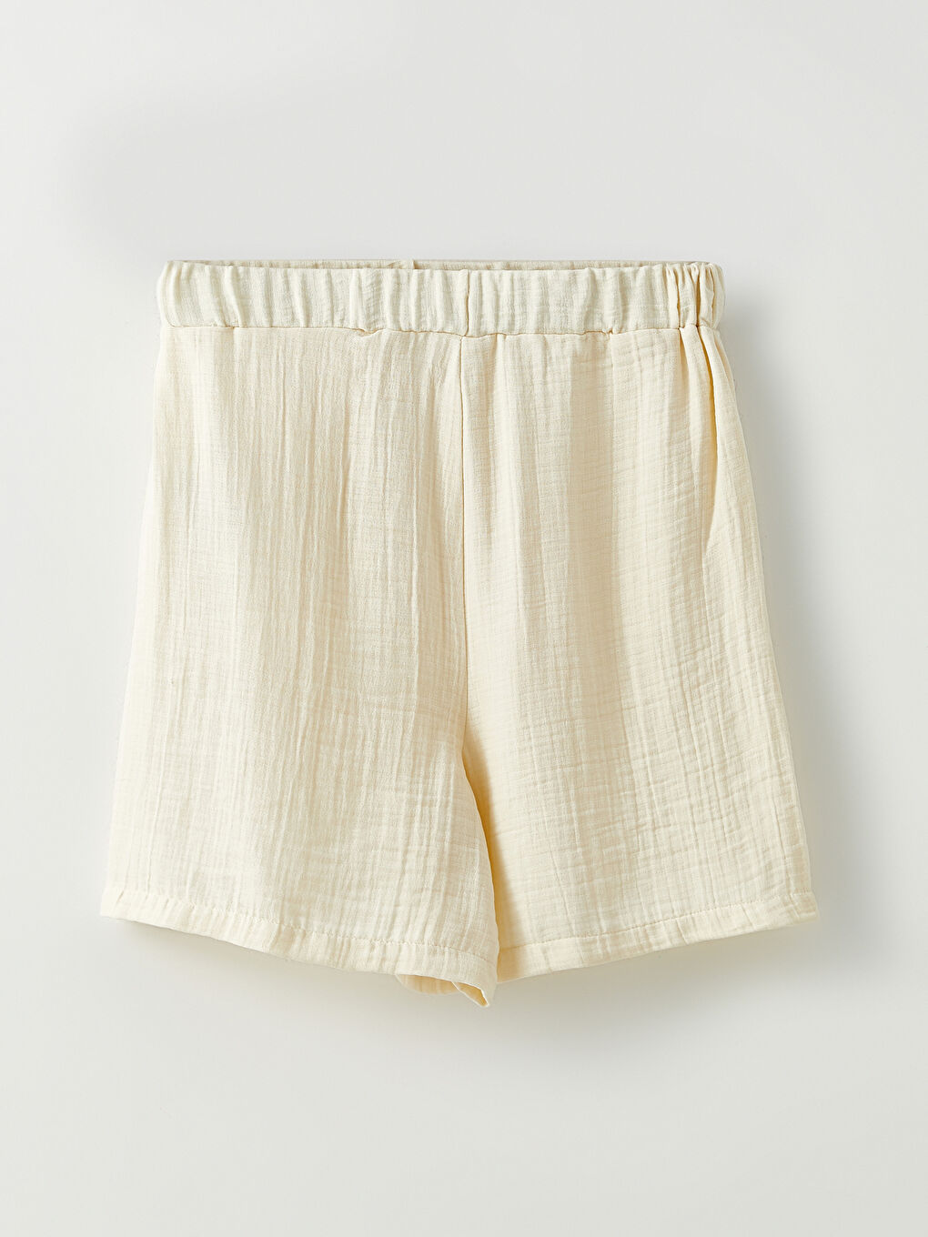 Bej Kadın Beli Lastikli Düz Şort-8