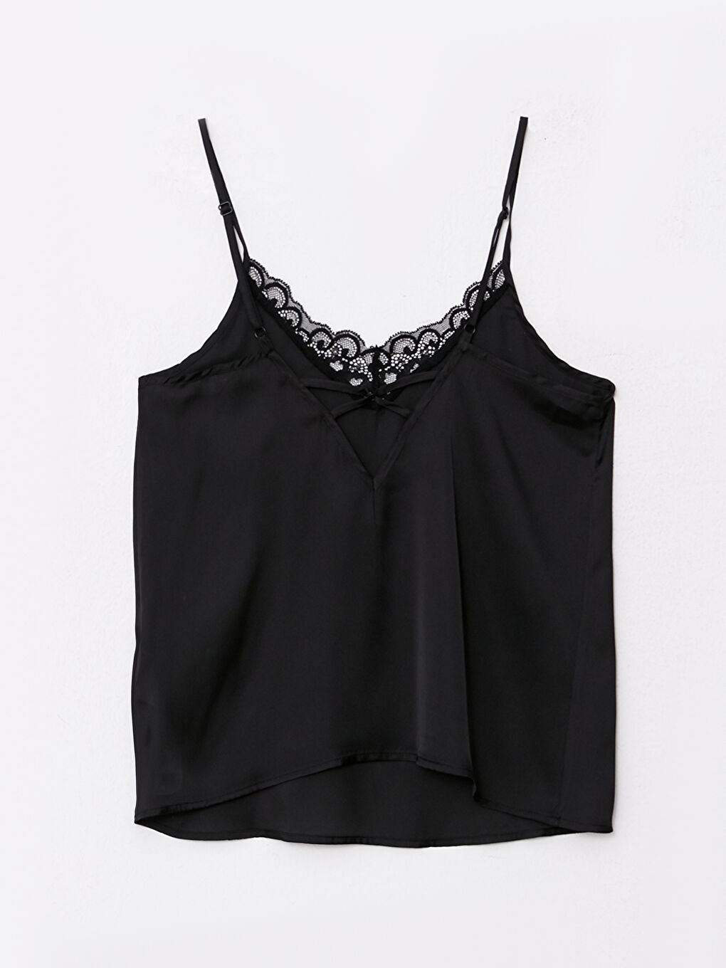 Siyah V Yaka Düz Askılı Saten Kadın Pijama Takımı-1