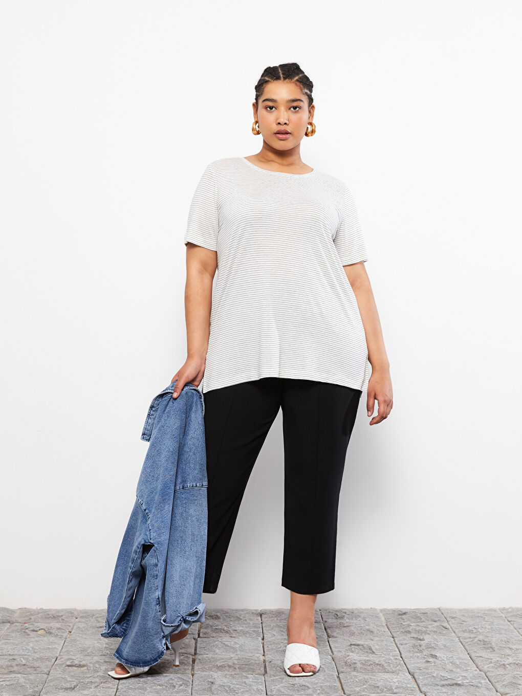 Plus Size Crew Neck Striped Short Sleeve Women's T-Shirt-1