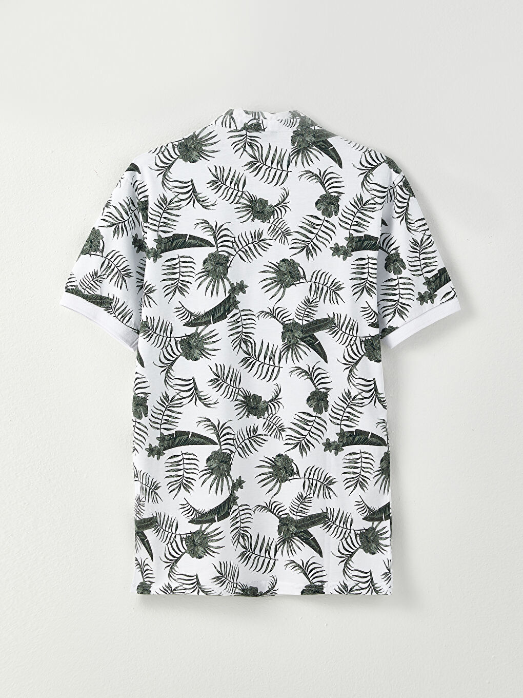 Beyaz Hakim Yaka Kısa Kollu Desenli Erkek Tişört-6