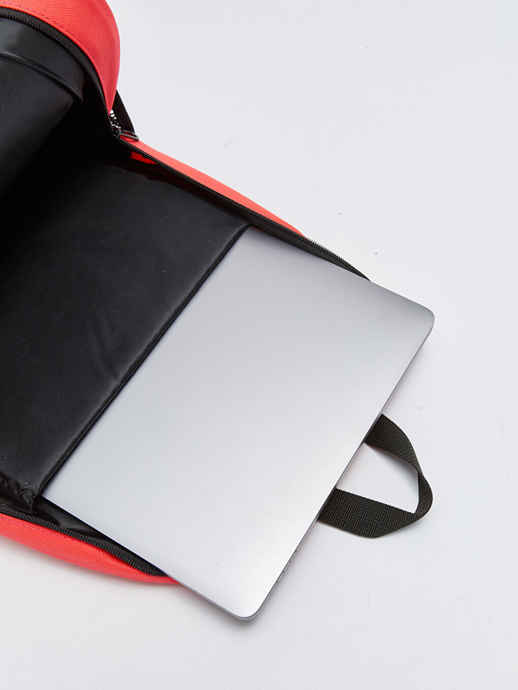 Kırmızı Renk Bloklu Laptop Bölmeli Erkek Sırt Çantası-5