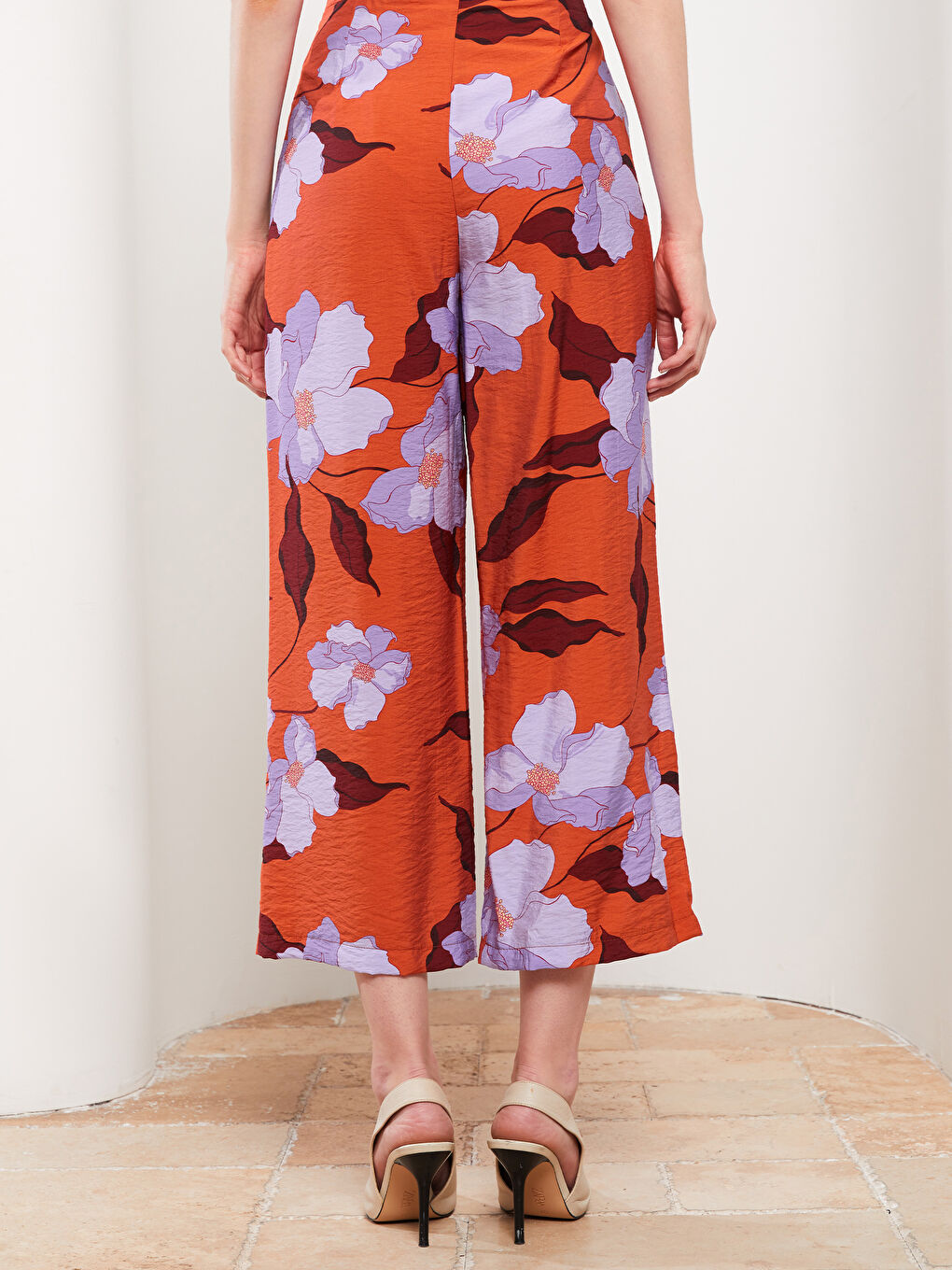 High Waist Standard Fit Floral Women's Trousers-4