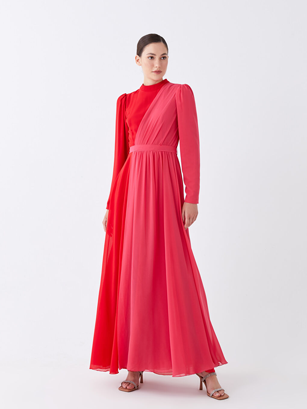 Kırmızı Dik Yaka Renk Bloklu Uzun Kollu Kadın Abiye Elbise