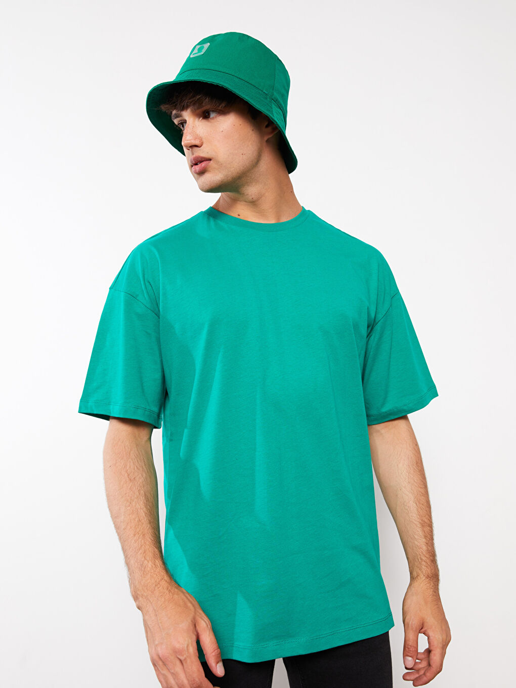 Yeşil Oversize Bisiklet Yaka Kısa Kollu Penye Erkek Tişört-2