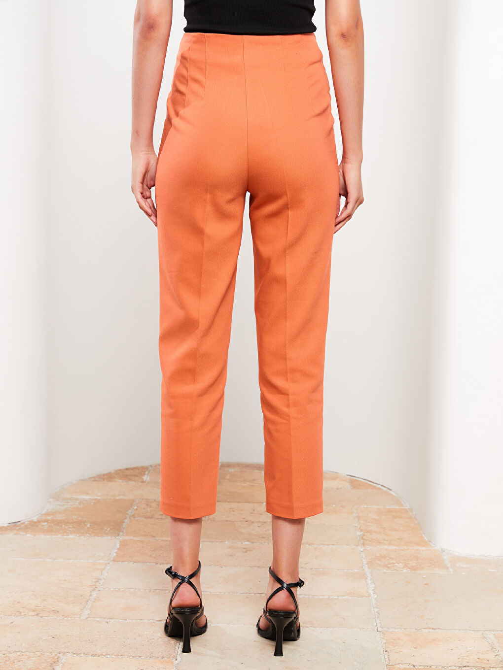 Women's High Waist Regular Fit Plain Trousers-4