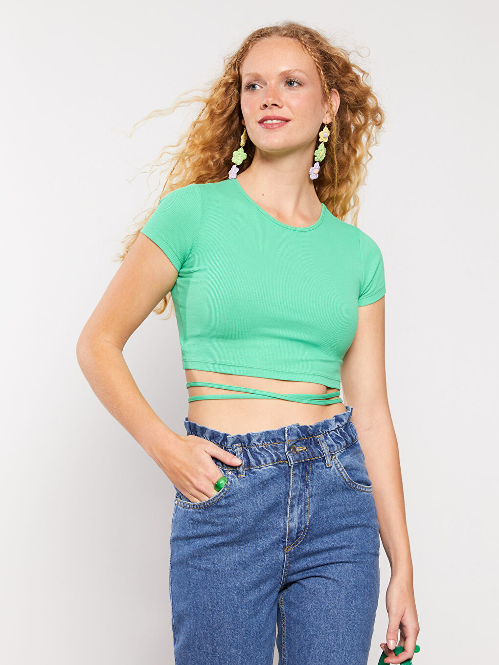 Кроп-Топ Женский Однотонный С Коротким Рукавом И Круглым Вырезом