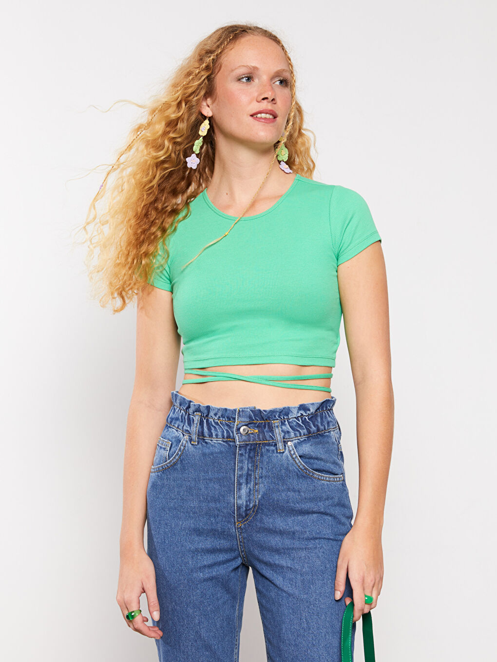 Кроп-Топ Женский Однотонный С Коротким Рукавом И Круглым Вырезом-1