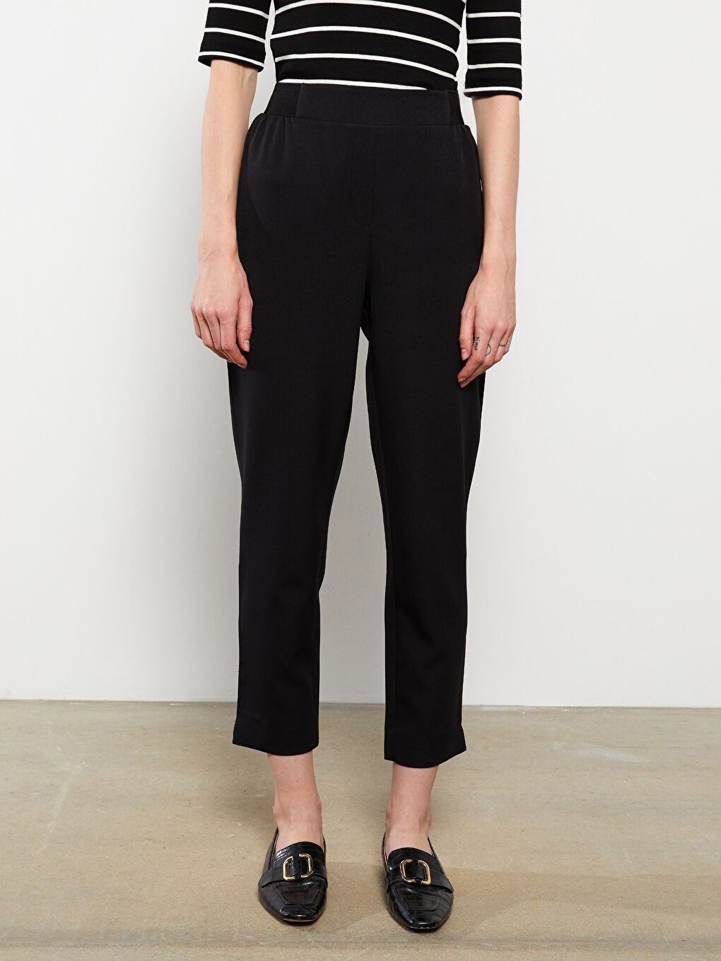 ქალებისთვის სტანდარტული მორგების უბრალო შარვალი-3